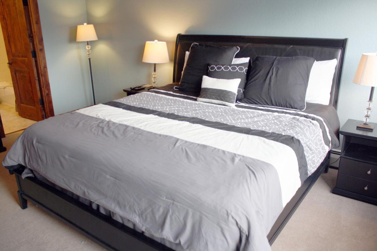 Pinecreek #E - 3 Bedroom - Pool And Hot Tub Access - Close To Town - Shuttle To Slopes 브레켄리지 외부 사진
